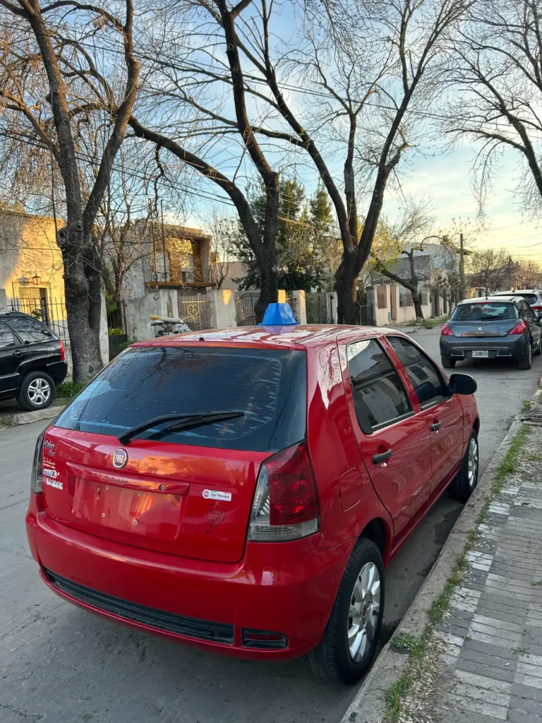 Fiat Palio Modelo 2016 vista posterior derecha