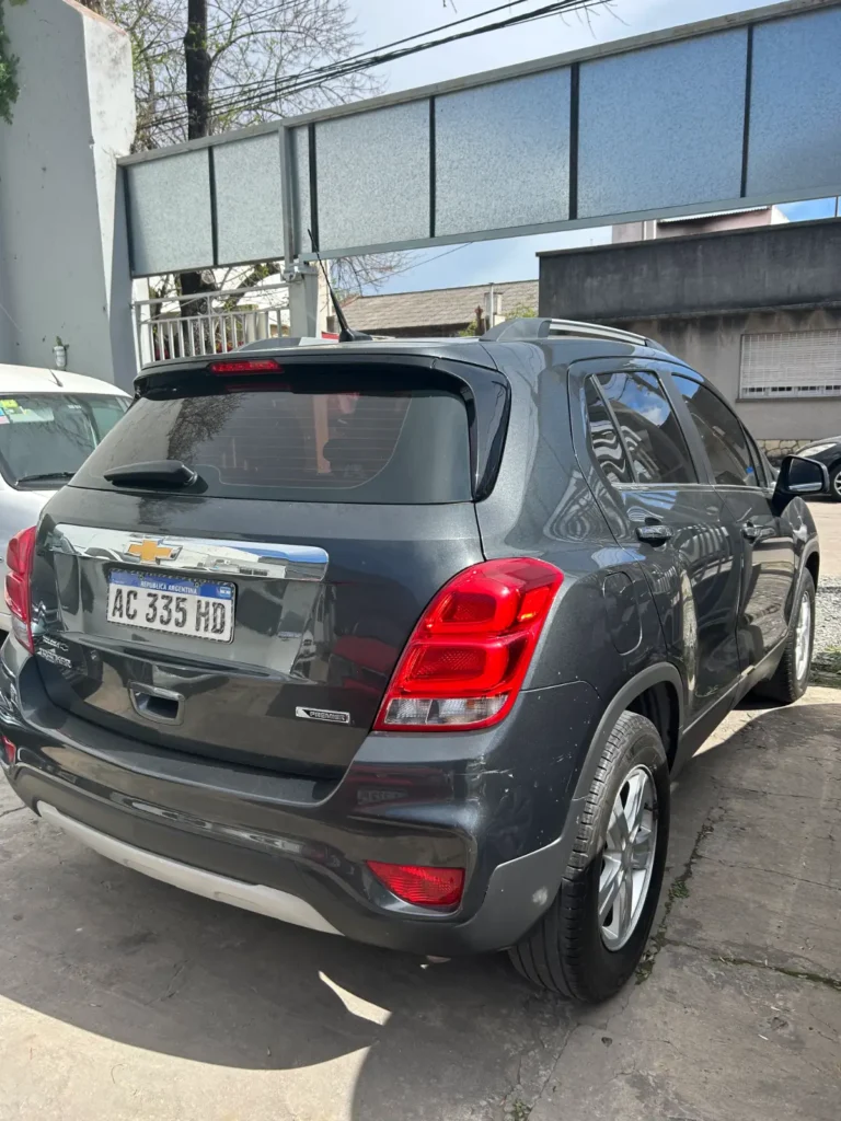 Chevrolet Tracker Vista Posterior Derecha